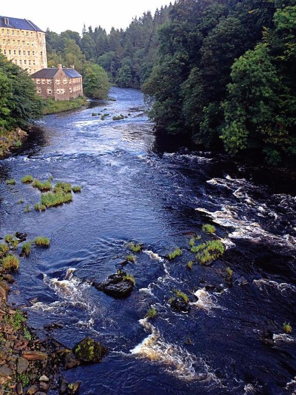 Wee Row Hostel Lanark Exterior photo